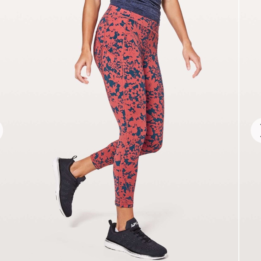 Lululemon final lap cropped legging 23”